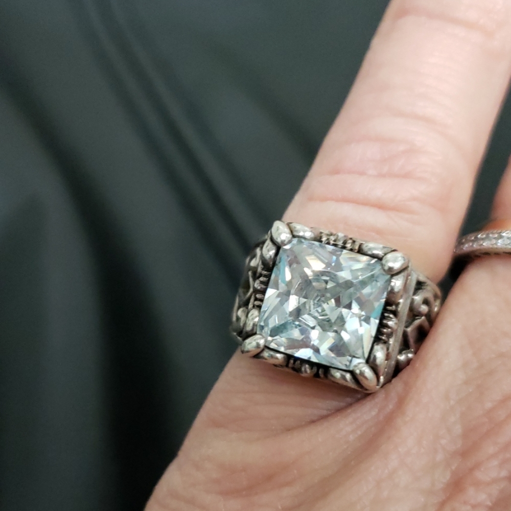Ring, size 4